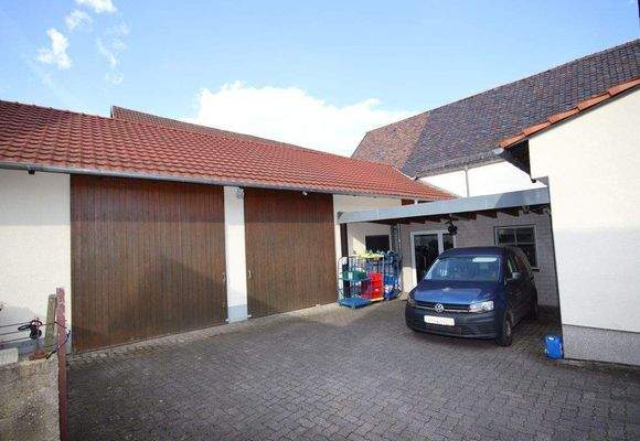 Lieferung und Abholung ebenerdig