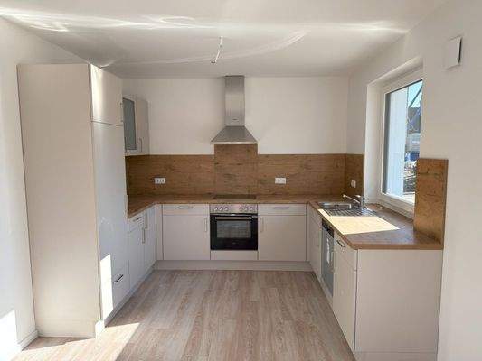 offene moderne Einbauküche