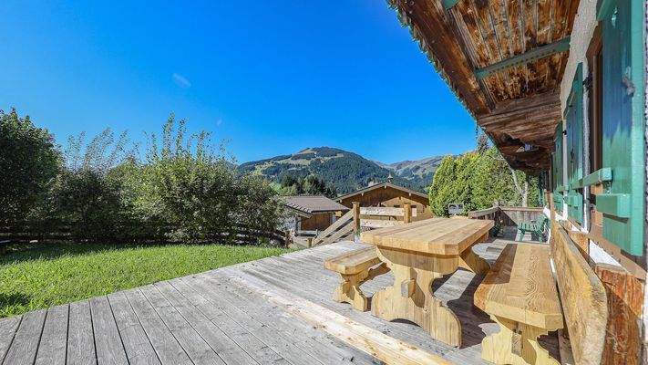 KITZIMMO-Exklusives Bauernhaus mit Freizeitwohnsitz kaufen - Immobilien Jochberg.