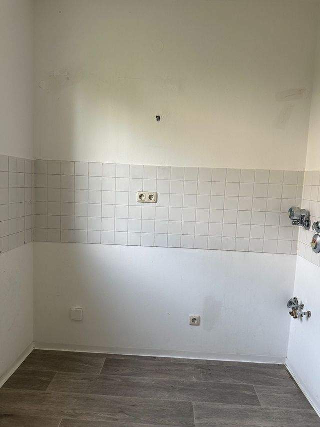 ++ 1-Raum-Wohnung in Reusa mit Balkon, Einbauküche ++ - Photo 3