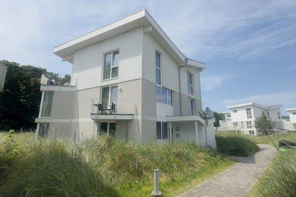 eingebettet in die Dünenlandschaft