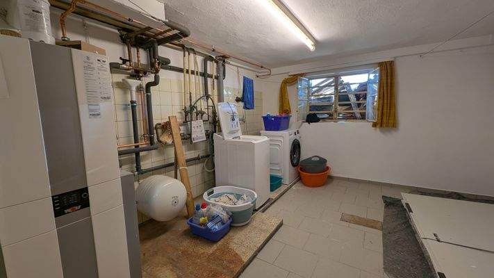 Waschküche/ Heizung