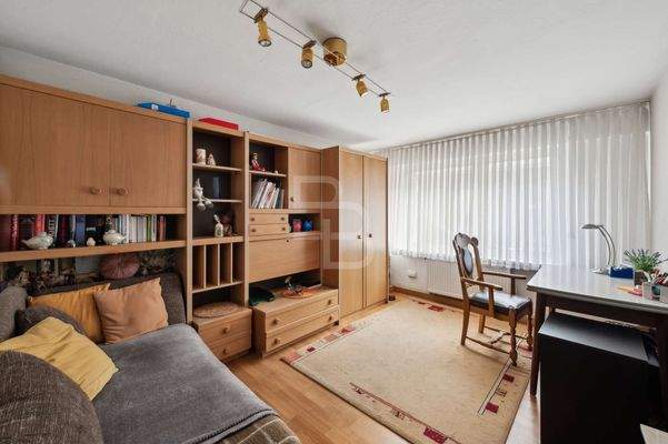 Kinderzimmer/Büro Erdgeschoss