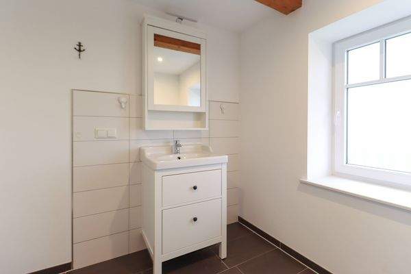 ...und Handwaschbecken