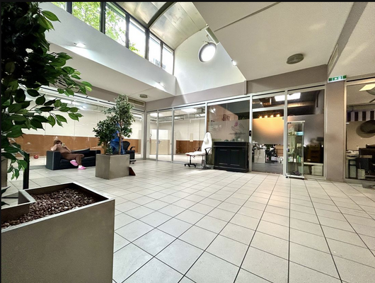 Links Nagel-Fußpfl.-rechts Reise.png