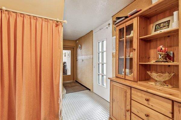 Eingangsbereich/Flurbereich EG 