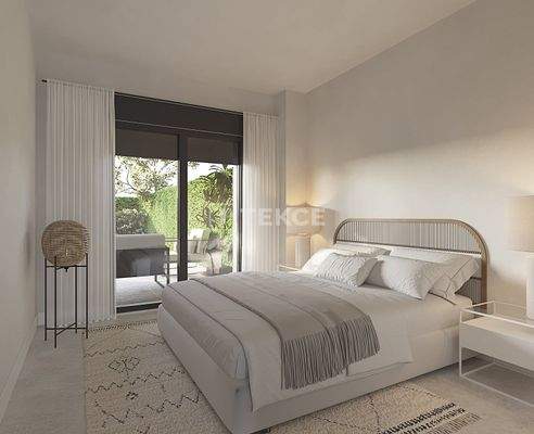 Elegant Homes Near Sea in Casares Malaga