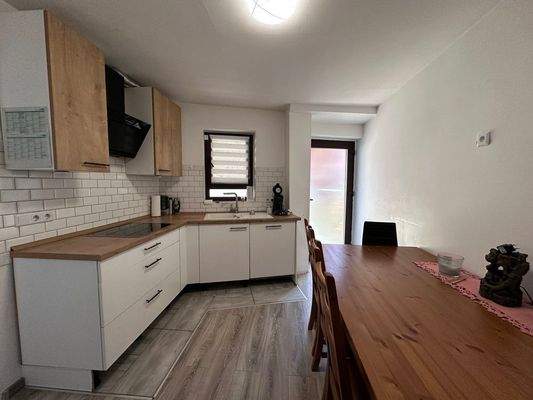 Küche mit Esszimmer EG