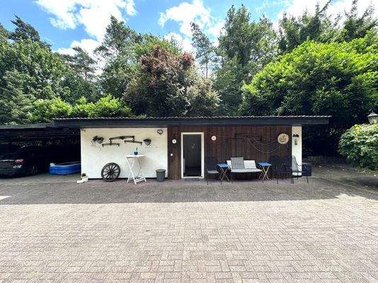 Carport + Nebengebäude