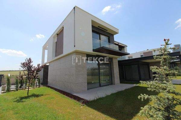 Villas for Sale with Lake View in Ankara Gölbaşı