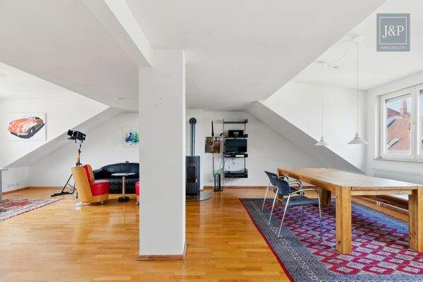 Offener Wohn-/Essbereich