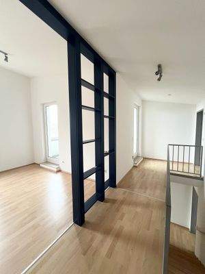 Galerie mit Zugang Bad