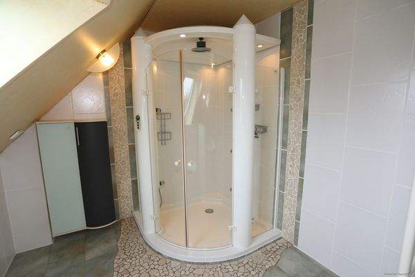 Dusch- und Wannenbad - Duschtempel