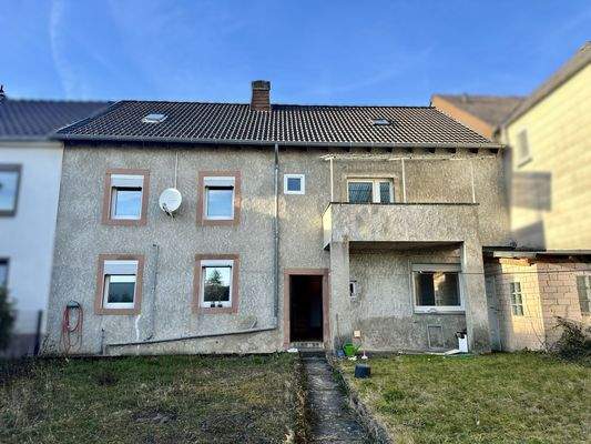 Rückansicht Immobilie