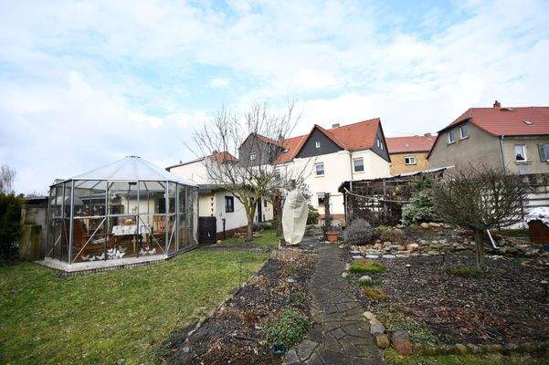 Garten Hausansicht1.jpg