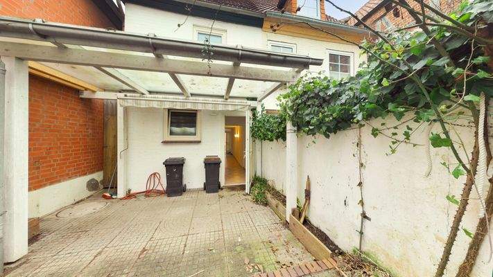 geschützte Idylle im Hof