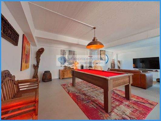 dcb23eba72234f708fc284b6ba3c875c-original