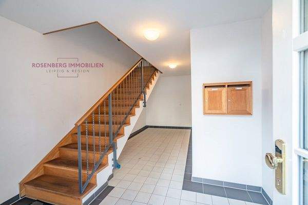 95078fe6-treppenhaus-etagenwohnung-in-pegau-pegau