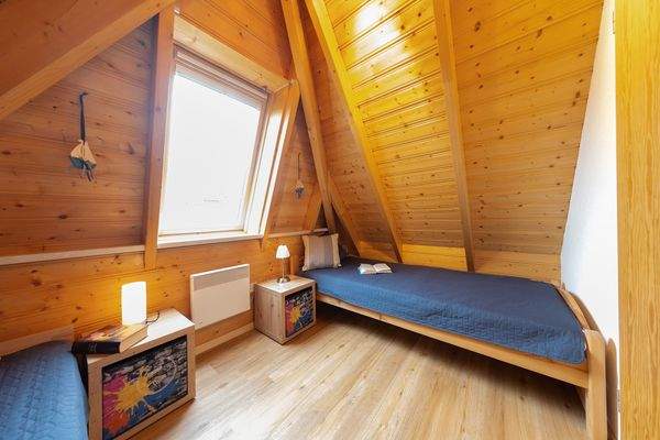 Schlafzimmer mit 2 Einzelbetten