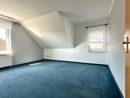 2. Schlafzimmer Dachgeschoß