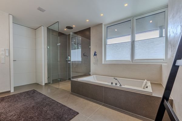 G_G_1811-HDR
