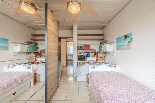 Kinderzimmer/ Büro/ Gästezimmer