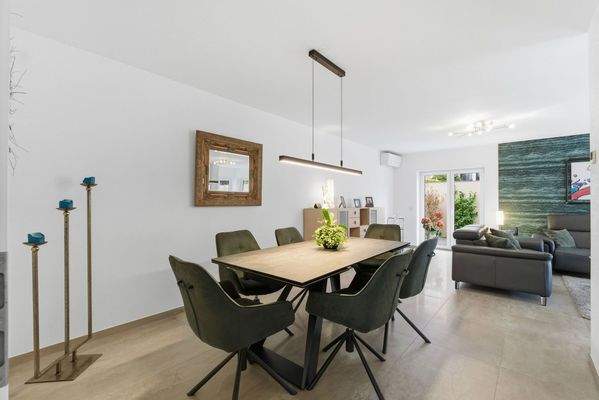 Wohn- und Essbereich