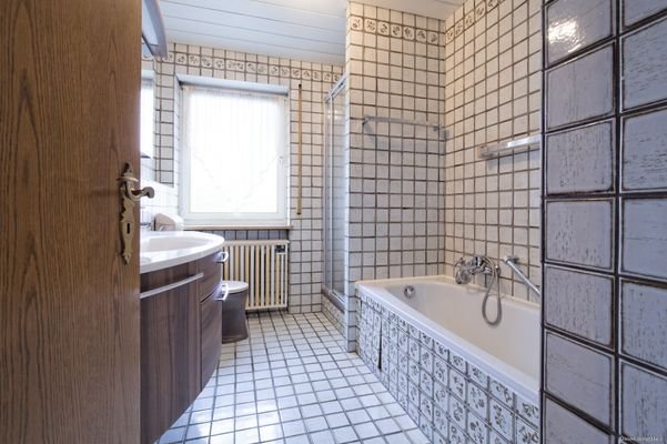 1. OG Badezimmer