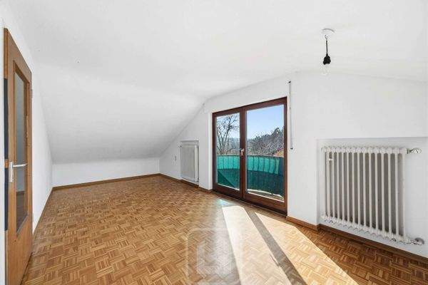 Wohnzimmer | Toller Parkett