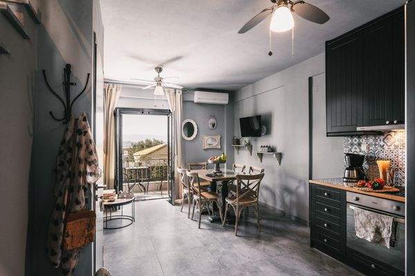 living area apt 4.jpg