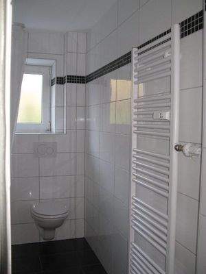 Wohnung LIF-EG-Links Bad 