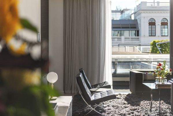 2025-09-15-S01408-Schottenring 22, 1010 Wien-023