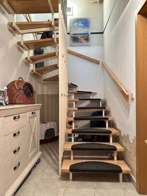 Treppe zum Kellergeschoss (Souterrain)