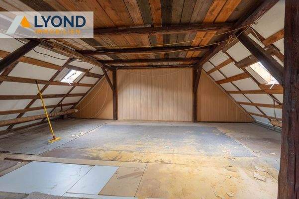 ausbaufähiger Dachboden