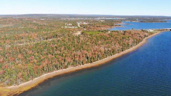 Cape Breton - Neu-Erschließung mit 7 Lots - 23 Hek