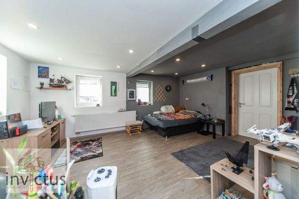 Schlafzimmer- Ansicht 2