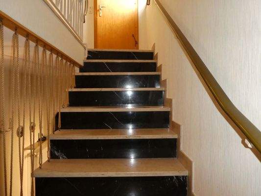 Treppe zum OG