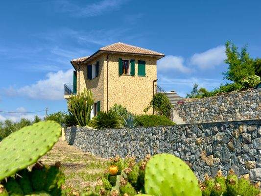 PE974_24 TERRA ITALIA IMMOBILIEN_LIGURIEN_VILLA_SW