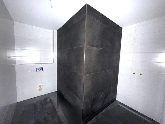 Moderner Duschbereich