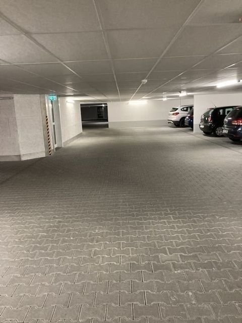 Straubing Garage, Straubing Stellplatz