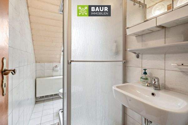 DG rechts Wohnung rechts Bad