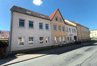 1 Gebäudeansicht Neubau Straßenansicht.jpg