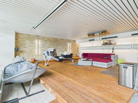 Schwimmbad Ebene derzeit