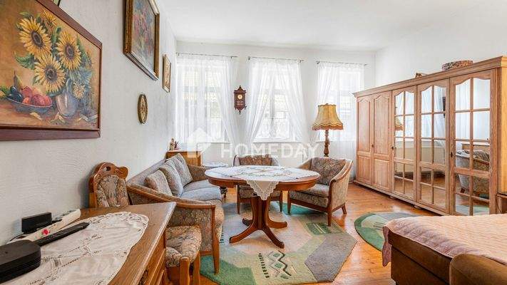 1. OG Schlafzimmer 1