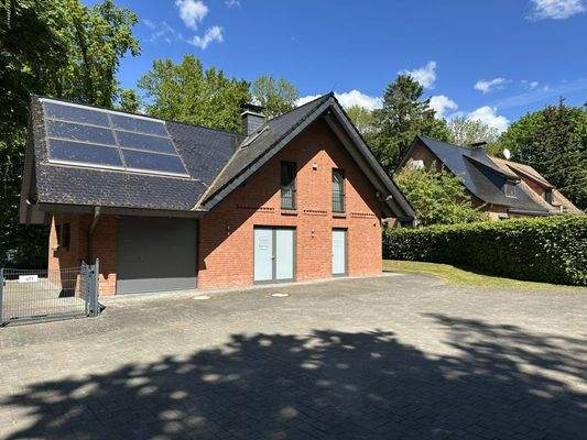 Einfamilienhaus mit Loftwohnung