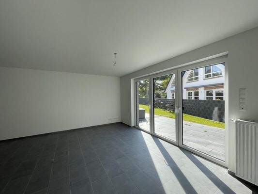 Wohnzimmer mit Terrassenzugang