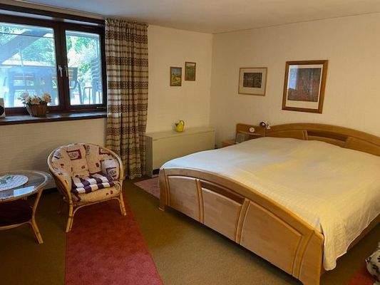 Schlafzimmer Souterrain 2