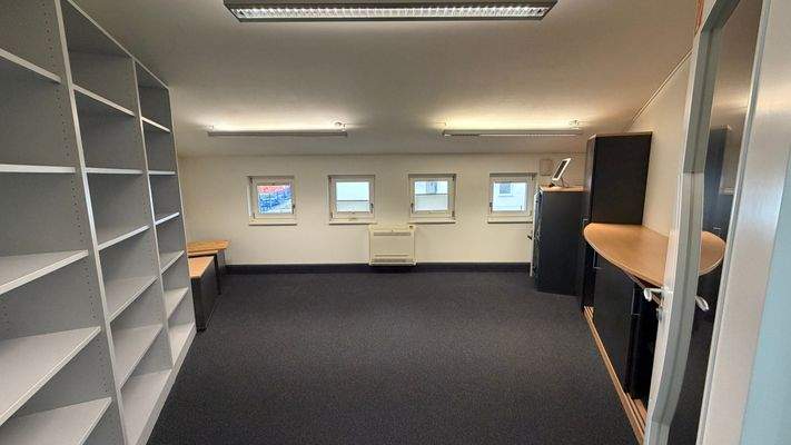 2025-10-27 14.04.41.jpg