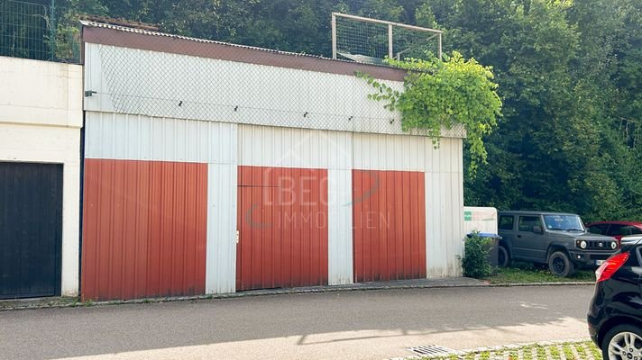 Aussenansicht XXL-Garage