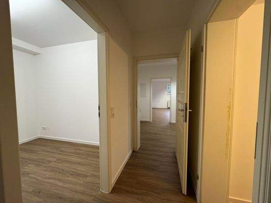 166 G08 07 Flur 2.jpg